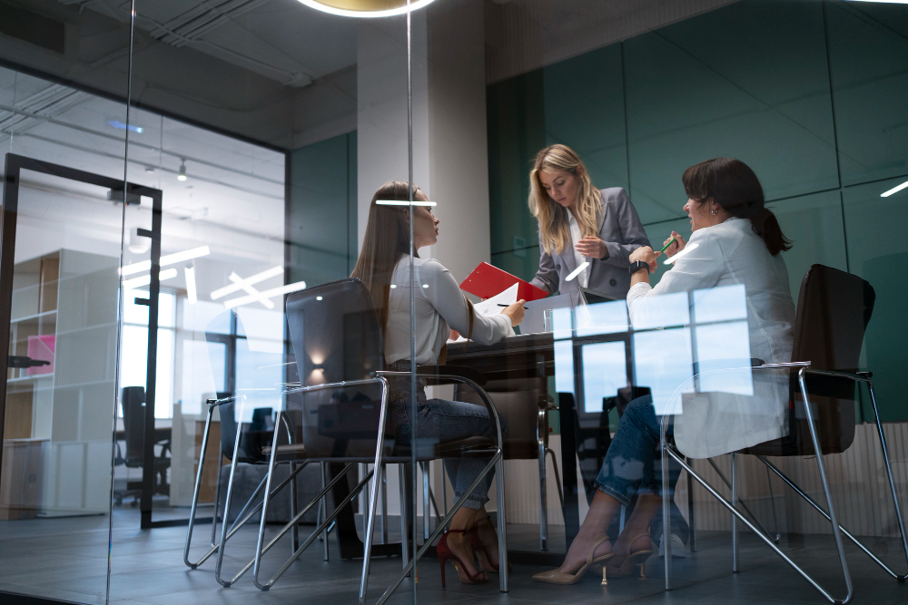 When to Upgrade From a Virtual Office to a Physical Office